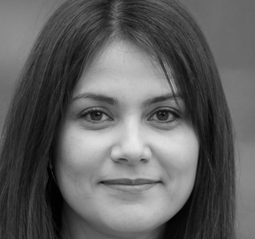 Finanzexpertin Dr. Sarah Weber
